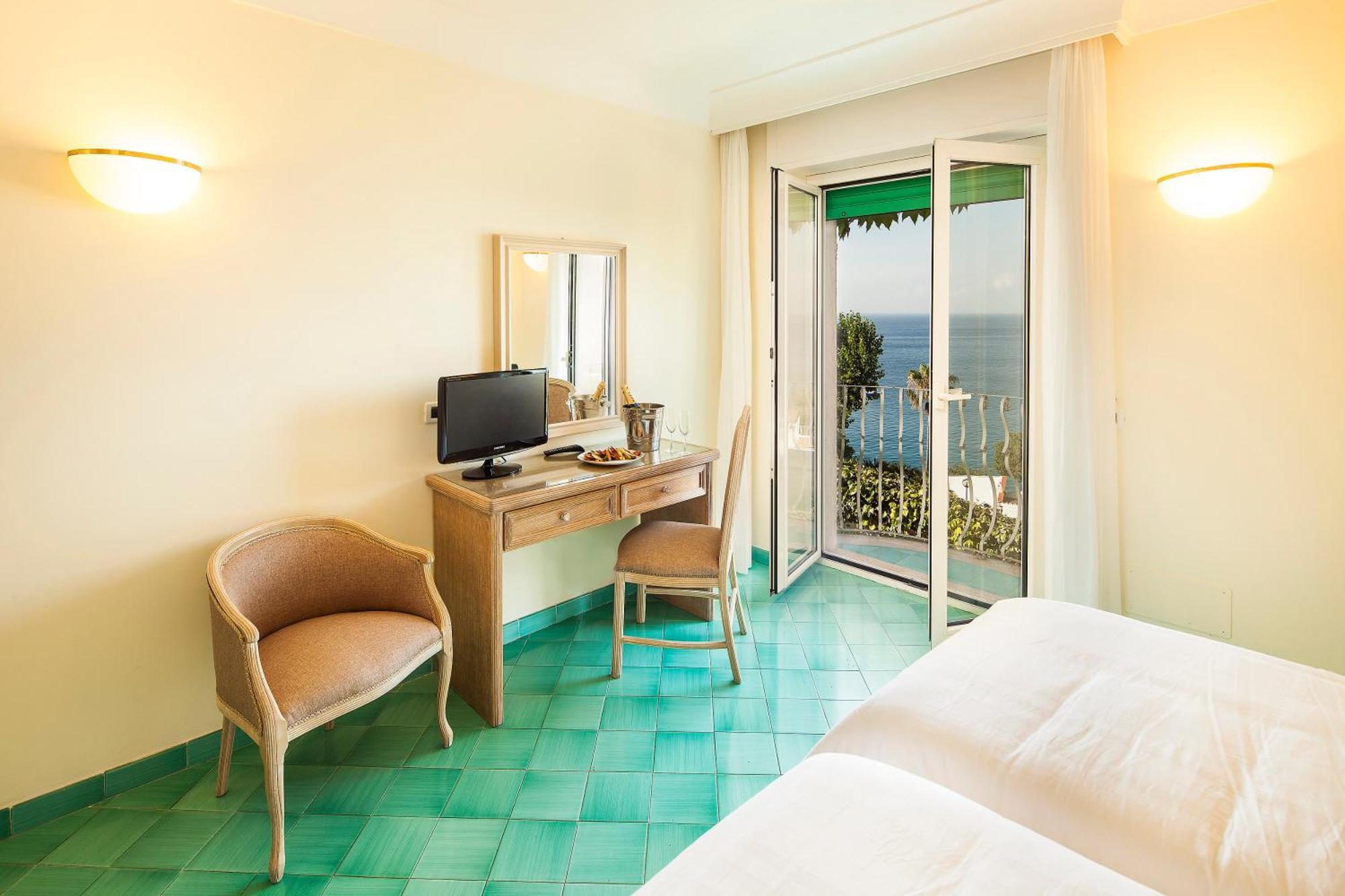 Hotel Continental Mare Ischia Exterior photo